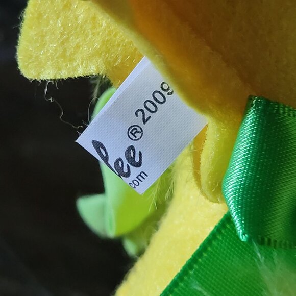 Annalee 2009 Yellow Baker Duck Plush With Green Chefs Hat and Easter Eggs - Picture 7 of 7